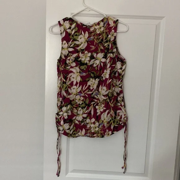 J. Jill top floral print, size M, 95% cotton 5% spandex - Picture 3 of 4